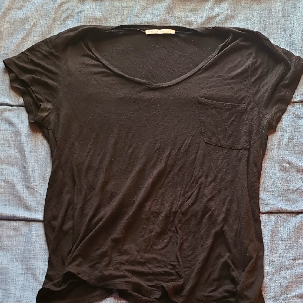 Black Pocket Tee
